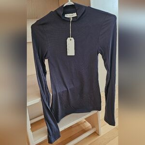 [NEW] Body Hugging Turtleneck Long Sleeve